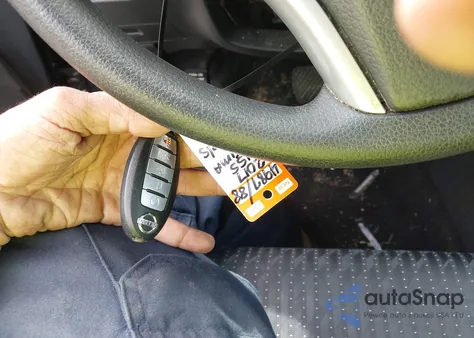 2017 Nissan Altima 2.5 S z USA, uszkodzony, nr VIN 1N4AL3AP2HC123422